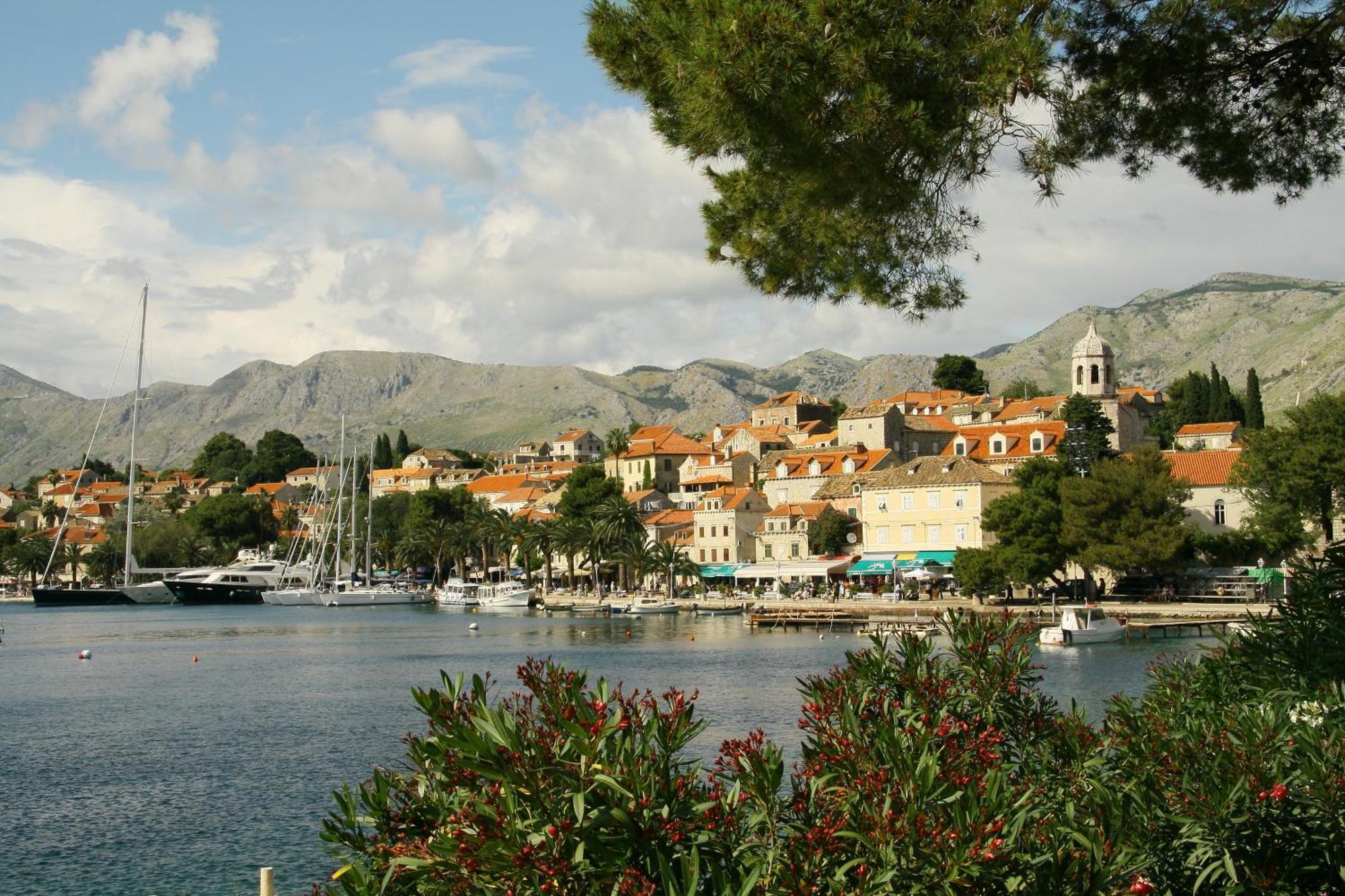 Pansion Lovac Otel Cavtat Dış mekan fotoğraf